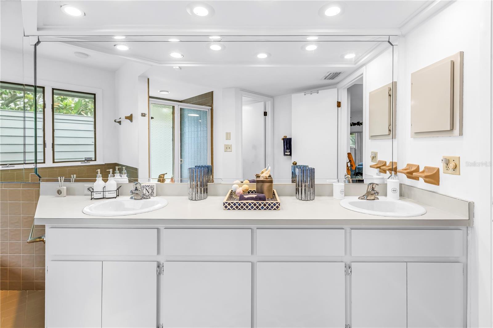 ARBORS AT BARDMOOR THE - Residential