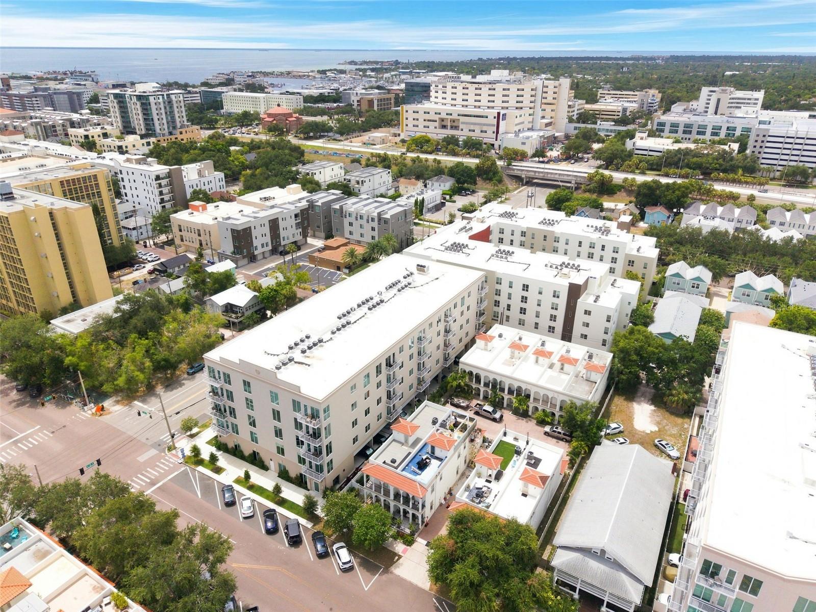 CASTILLE URBANA CONDO - Residential