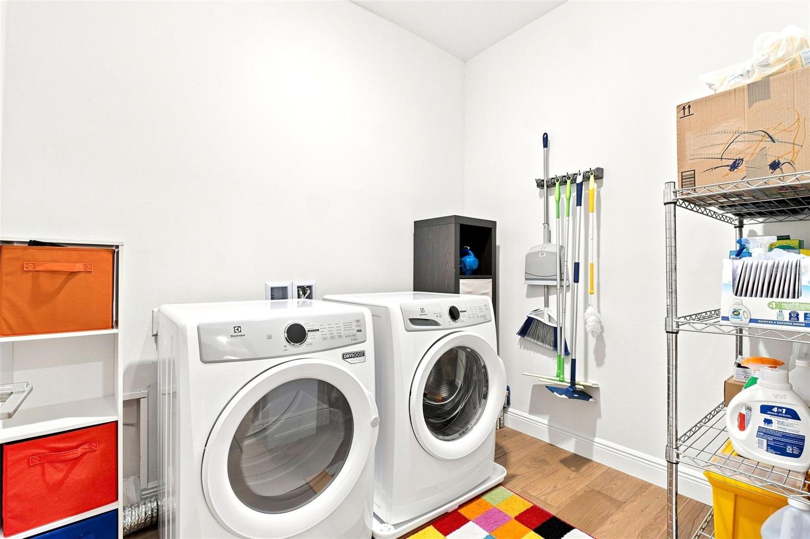 CASTILLE URBANA CONDO - Residential