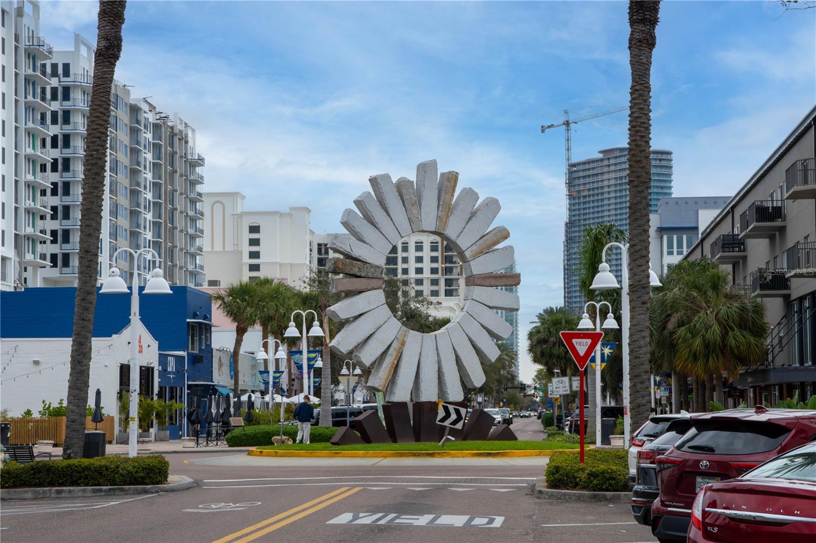 CASTILLE URBANA CONDO - Residential