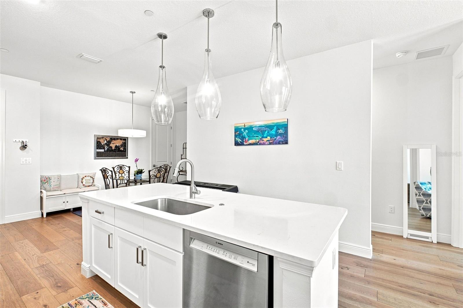 CASTILLE URBANA CONDO - Residential