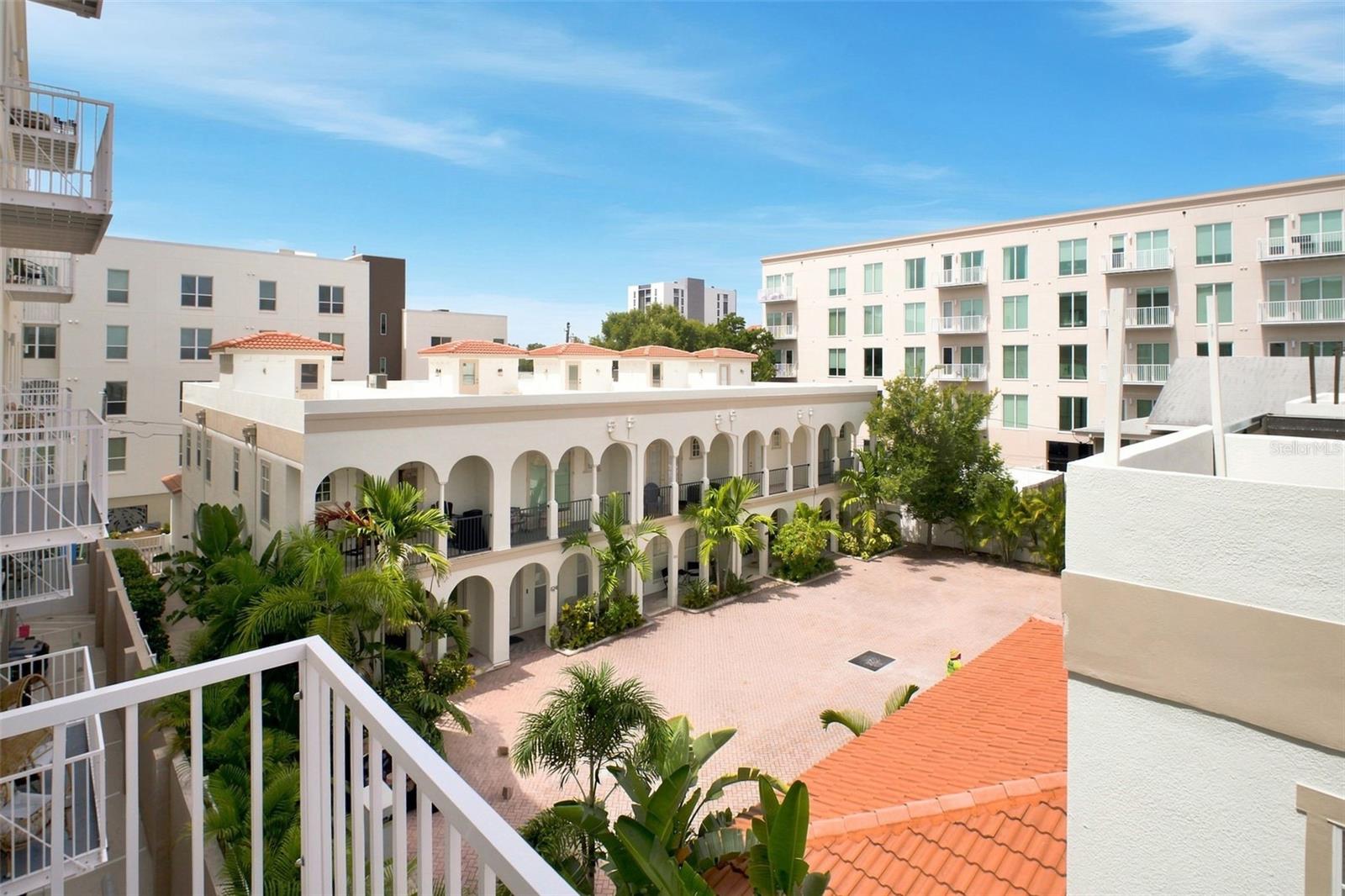 CASTILLE URBANA CONDO - Residential
