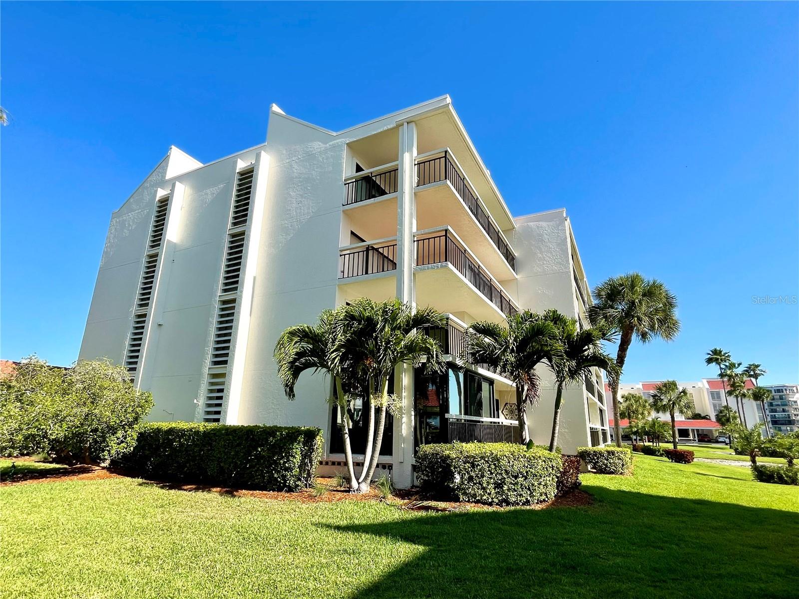 RANGER CONDO - Residential