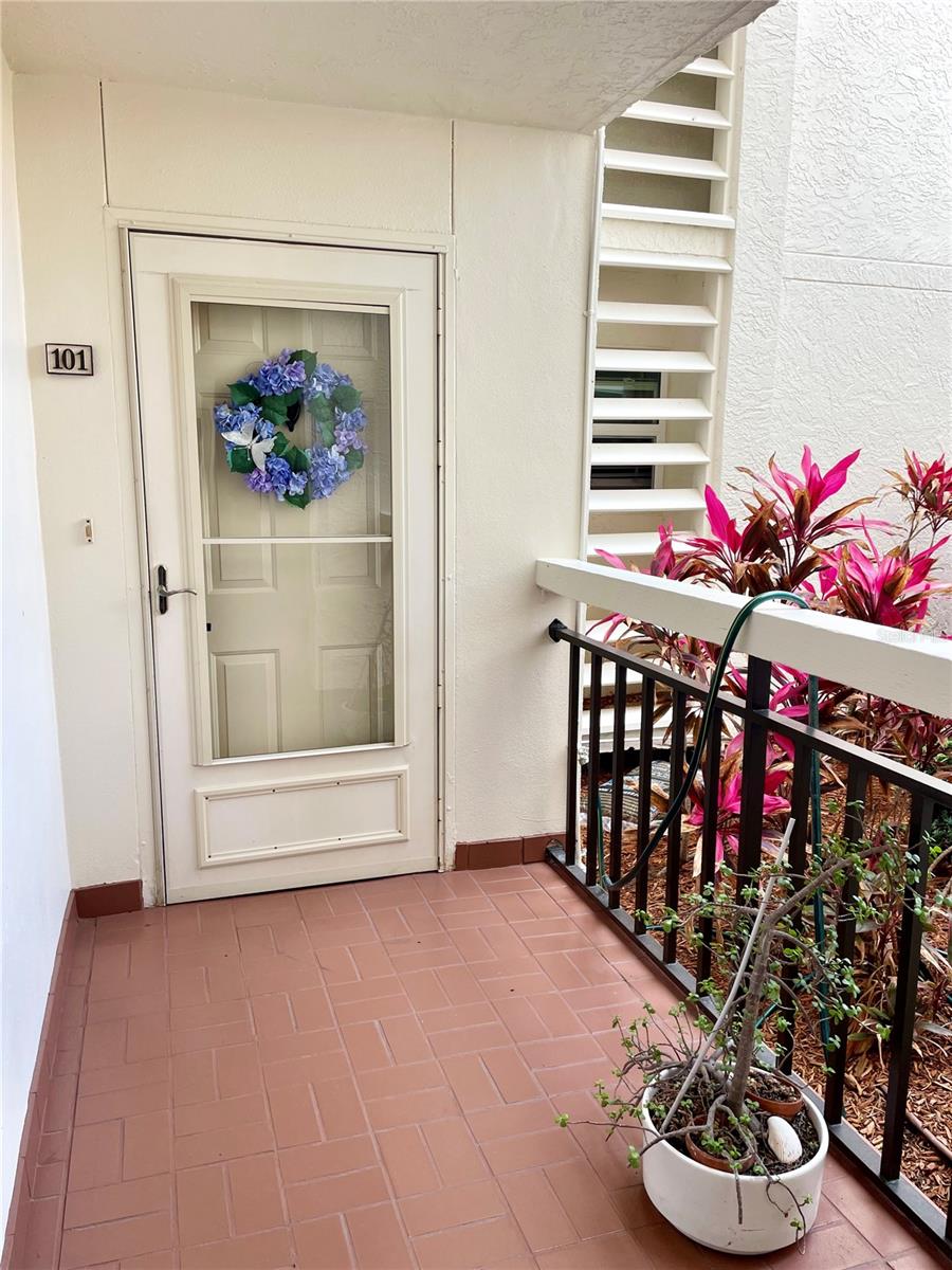 RANGER CONDO - Residential