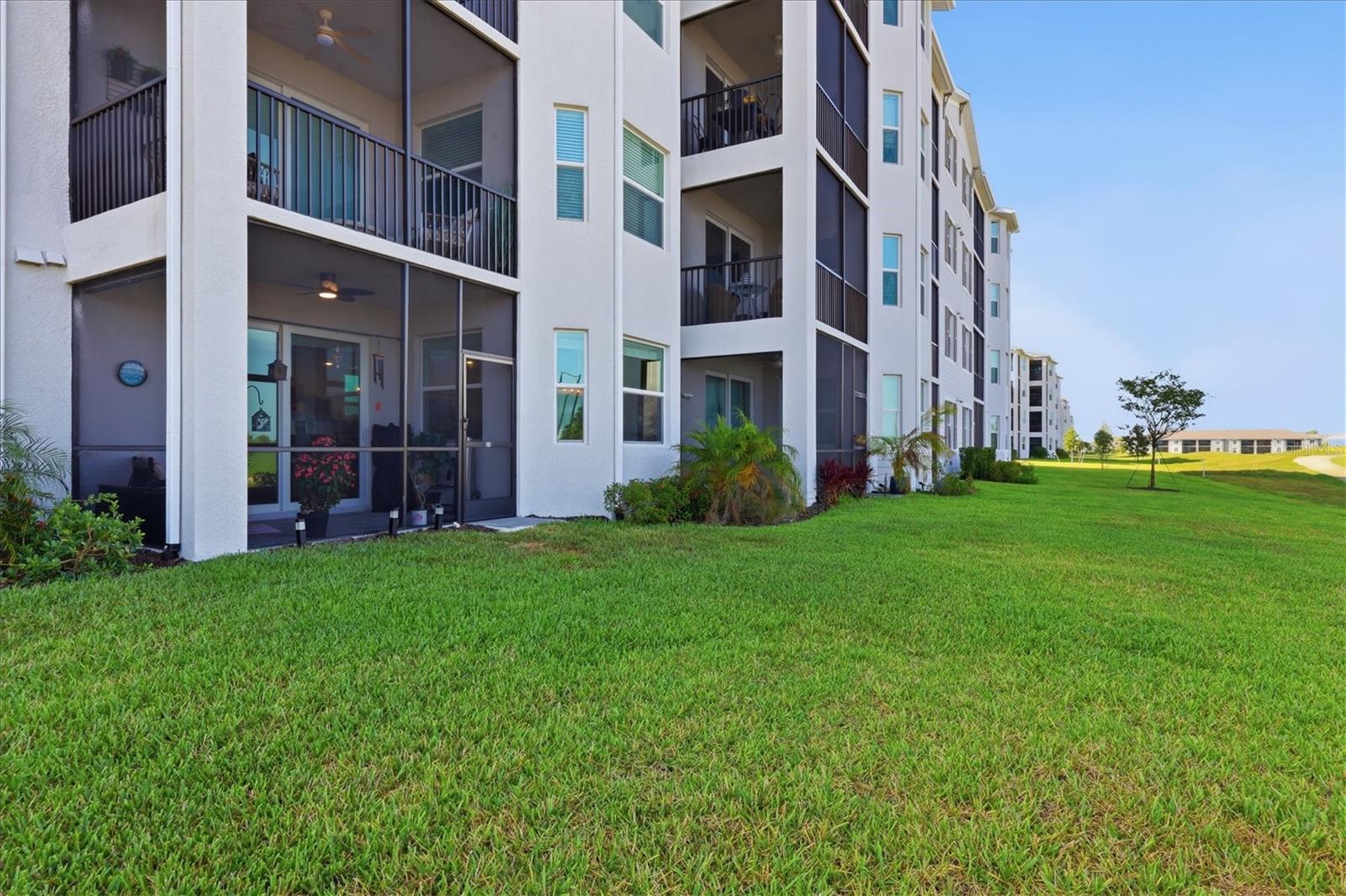 WELLEN PARK GOLF & COUNTRY CLUB - Residential