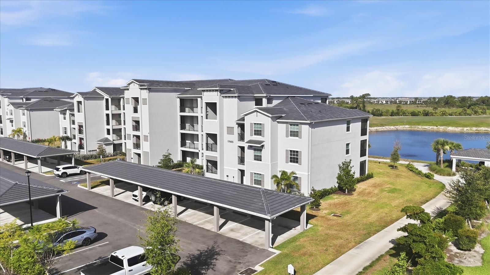 WELLEN PARK GOLF & COUNTRY CLUB - Residential