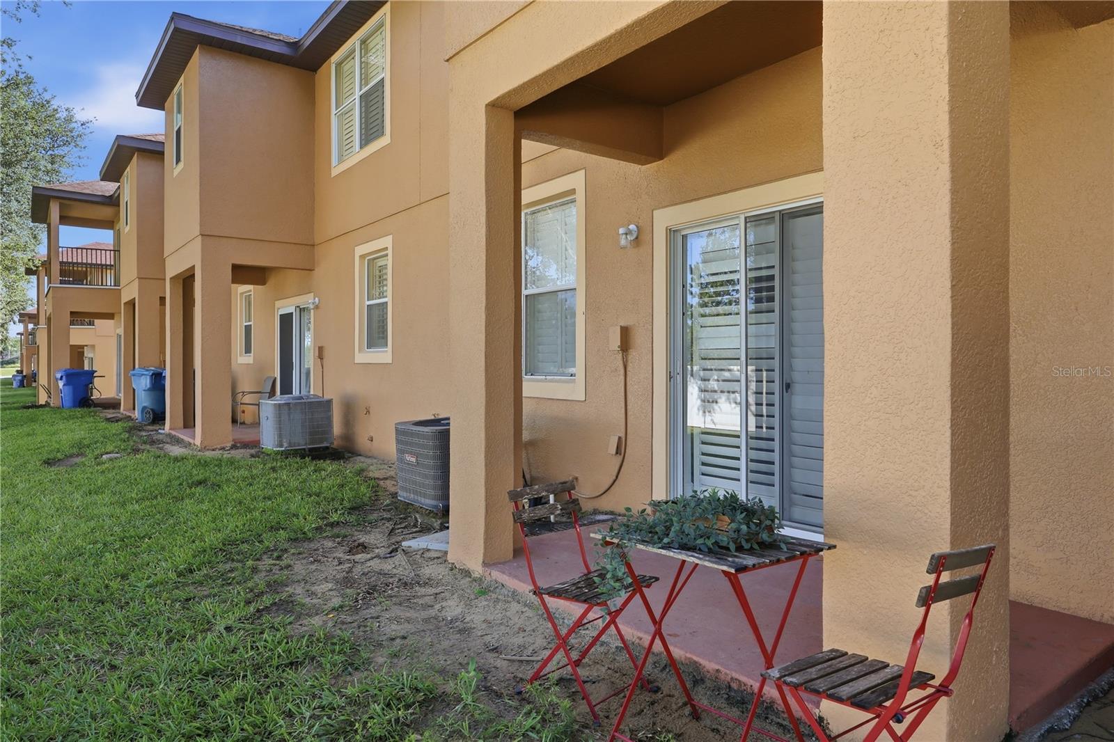 VILLA AT REGAL PALMS CONDO - Residential