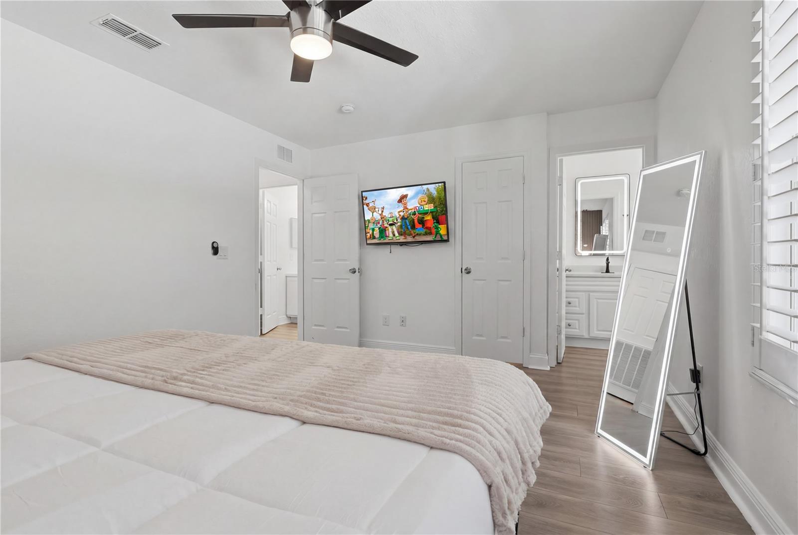 VILLA AT REGAL PALMS CONDO - Residential