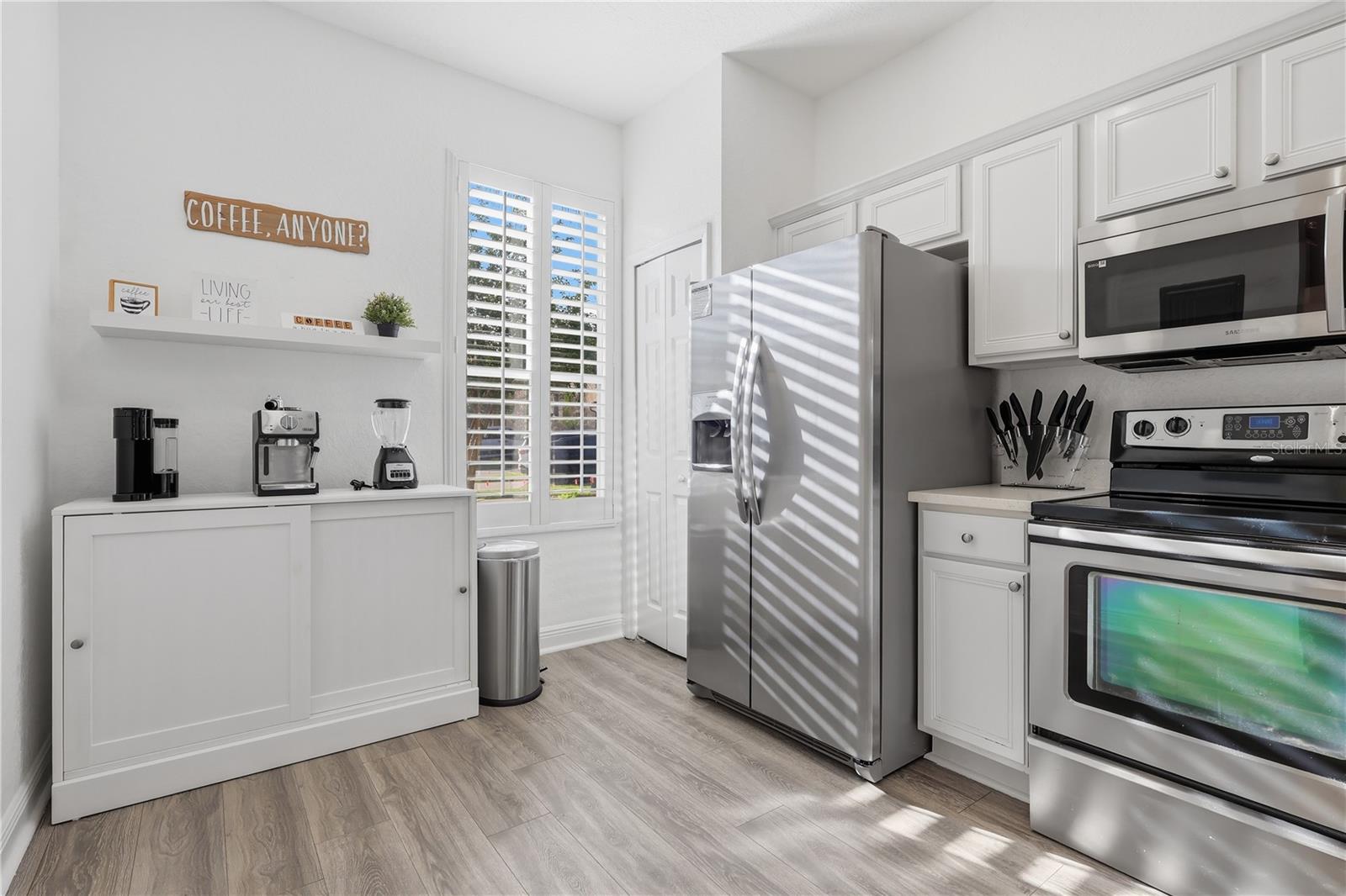 VILLA AT REGAL PALMS CONDO - Residential