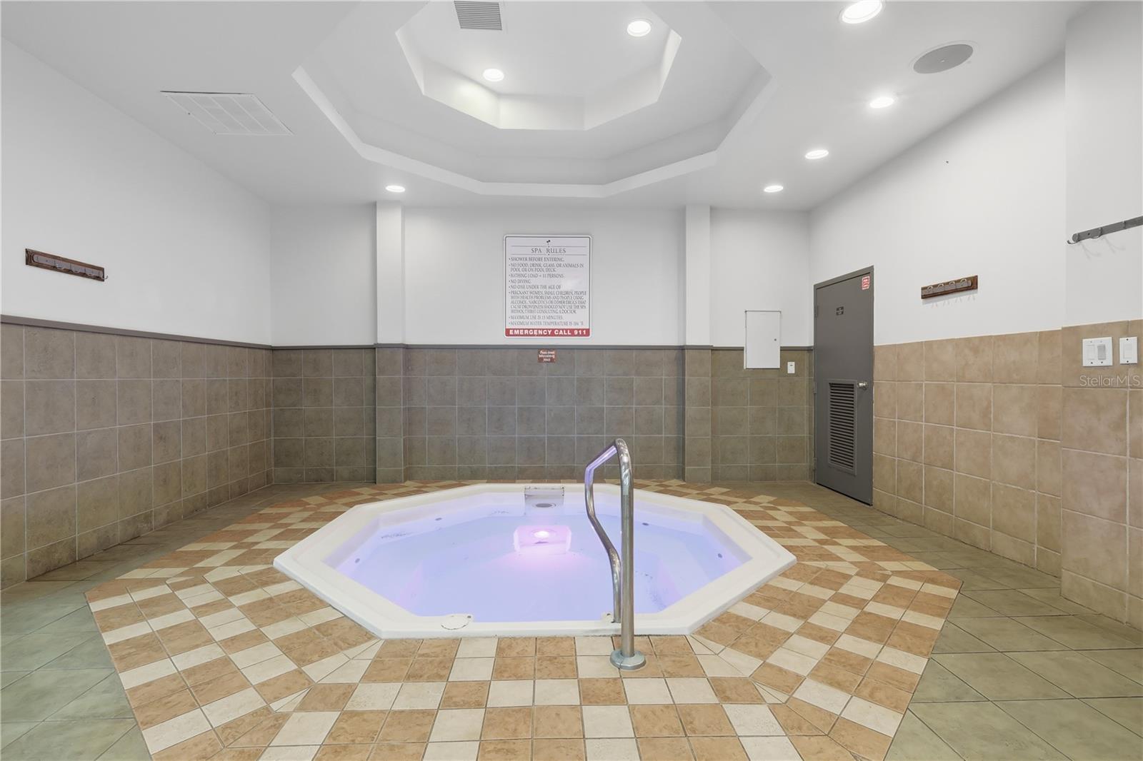 VILLA AT REGAL PALMS CONDO - Residential