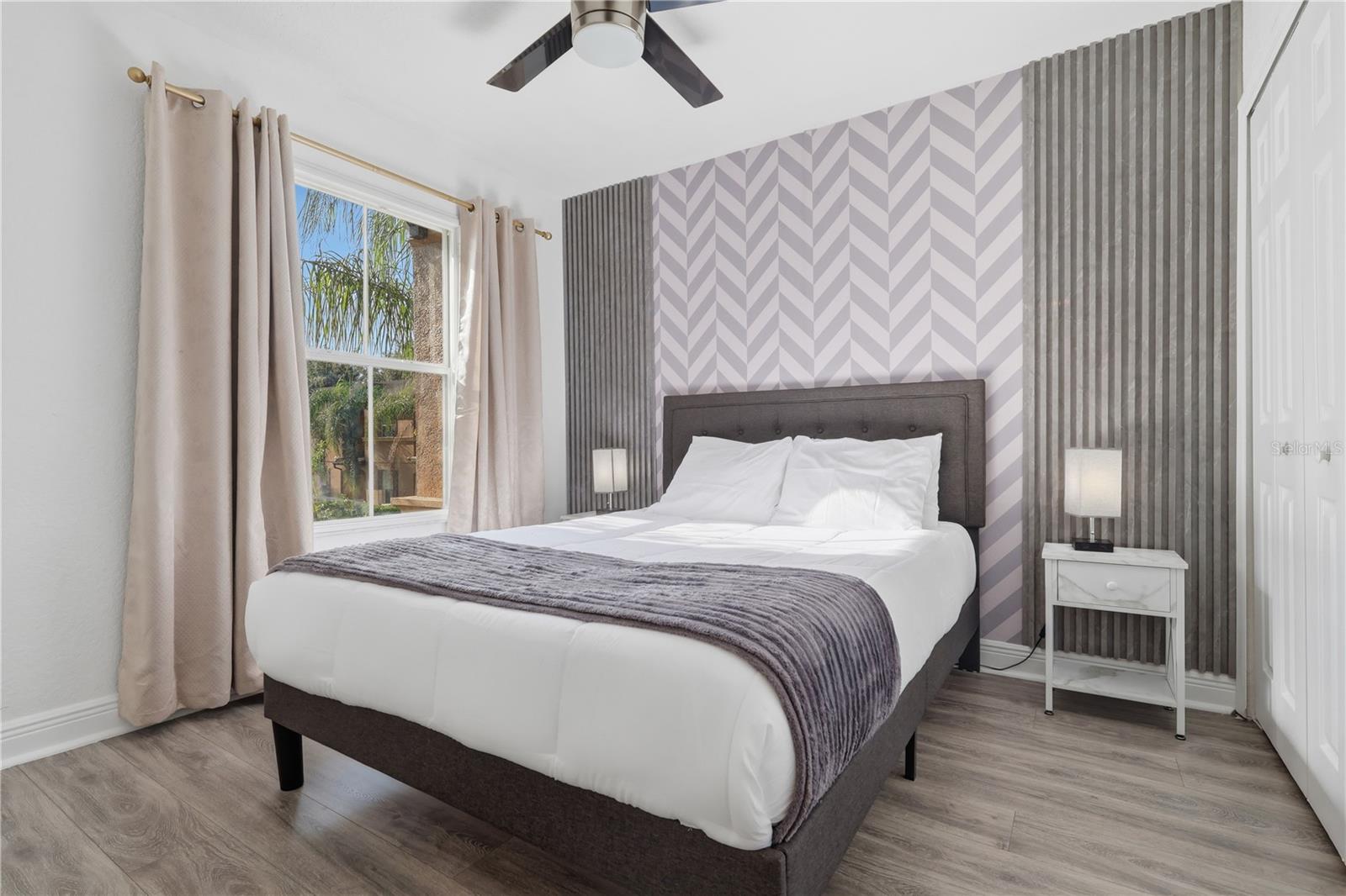 VILLA AT REGAL PALMS CONDO - Residential