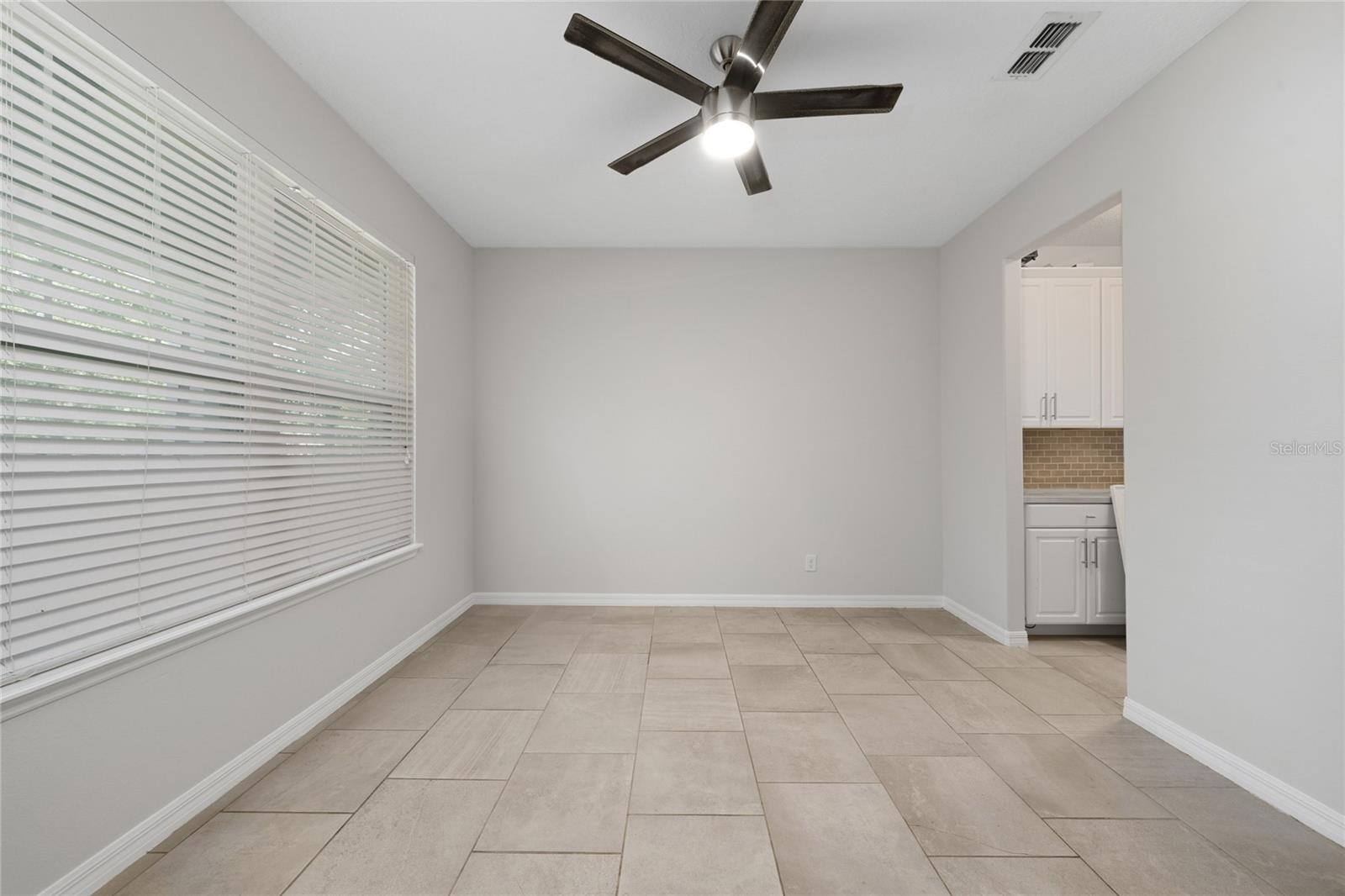 RANDAL PARK - Residential