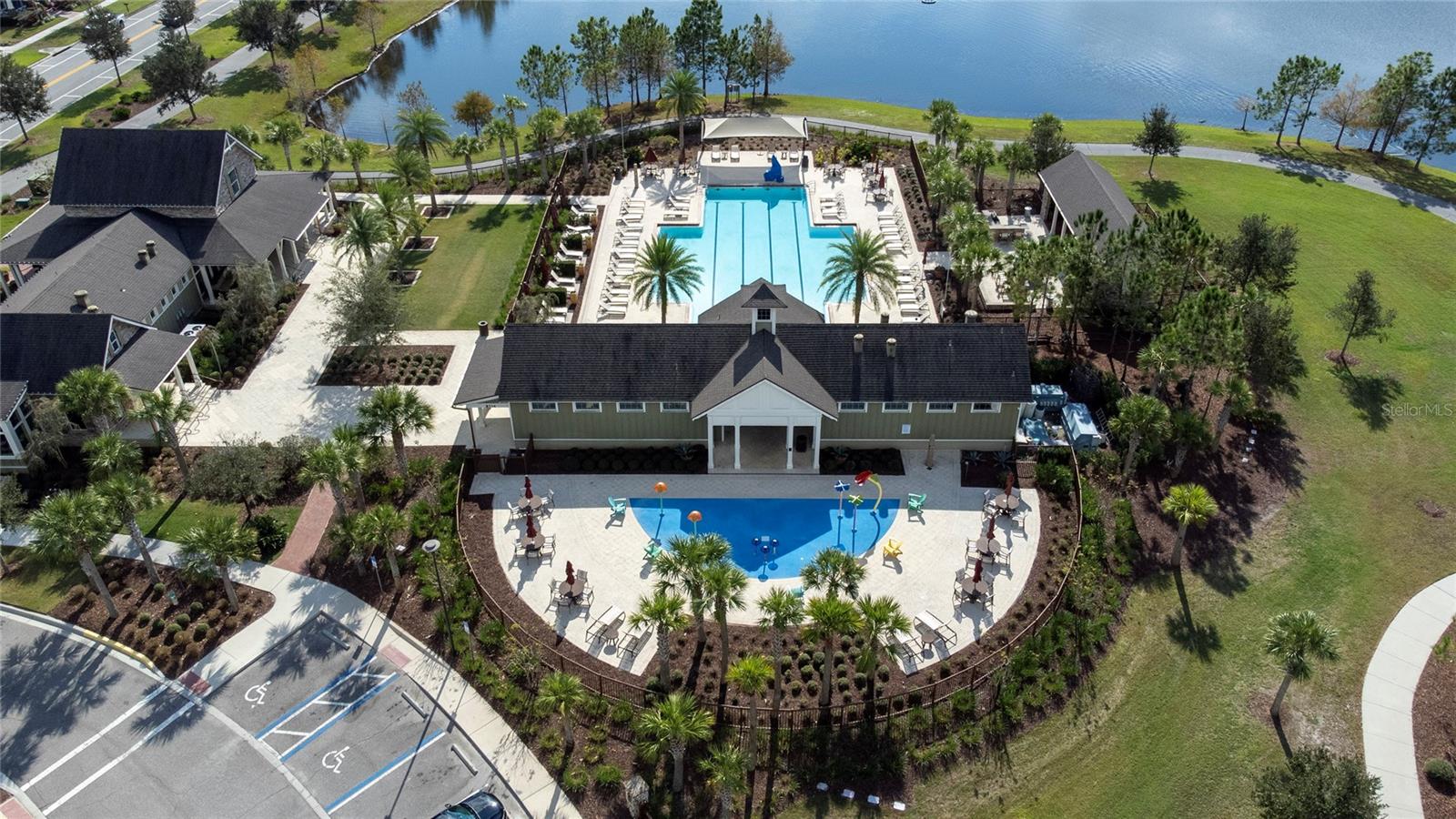 RANDAL PARK - Residential