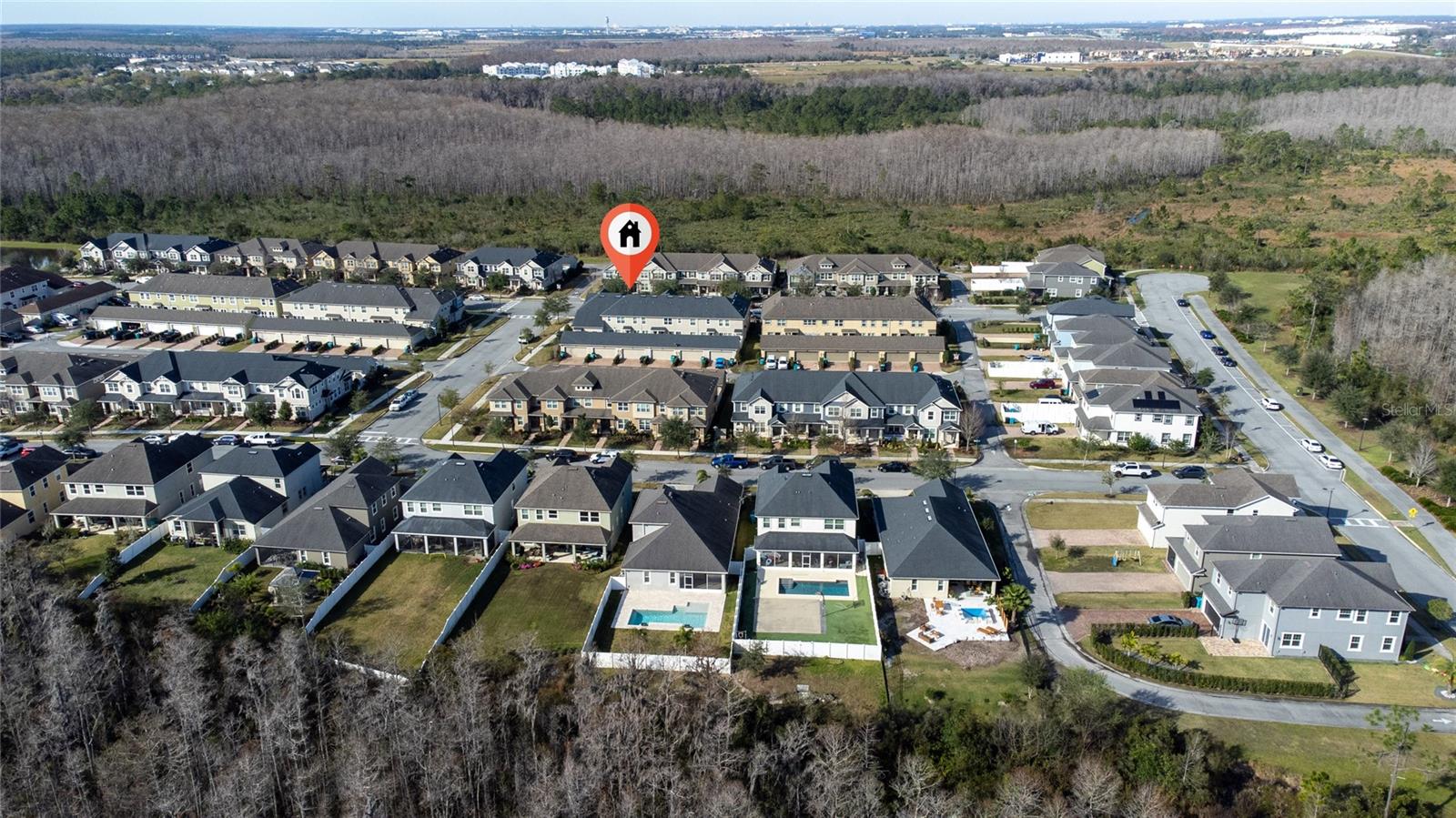 RANDAL PARK - Residential