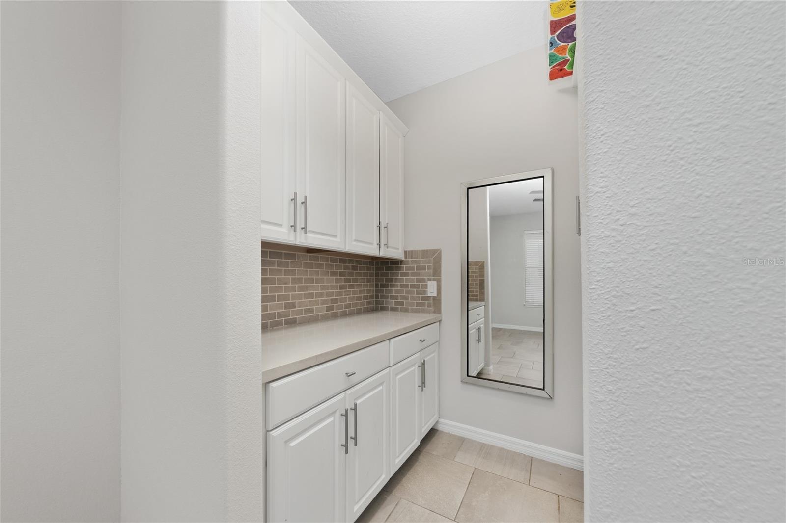 RANDAL PARK - Residential