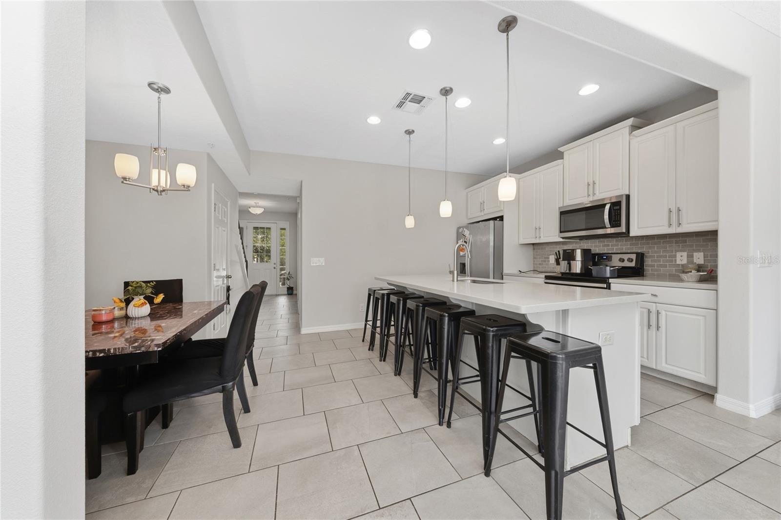 RANDAL PARK - Residential