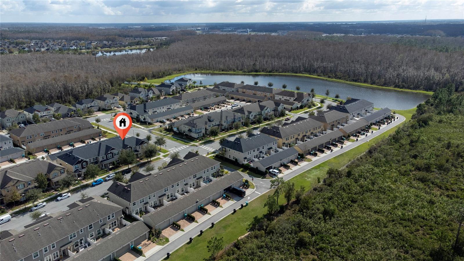 RANDAL PARK - Residential