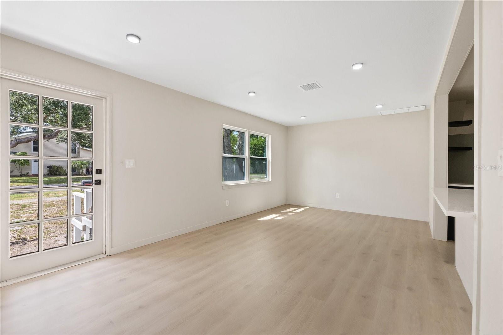 RIO VISTA - Residential