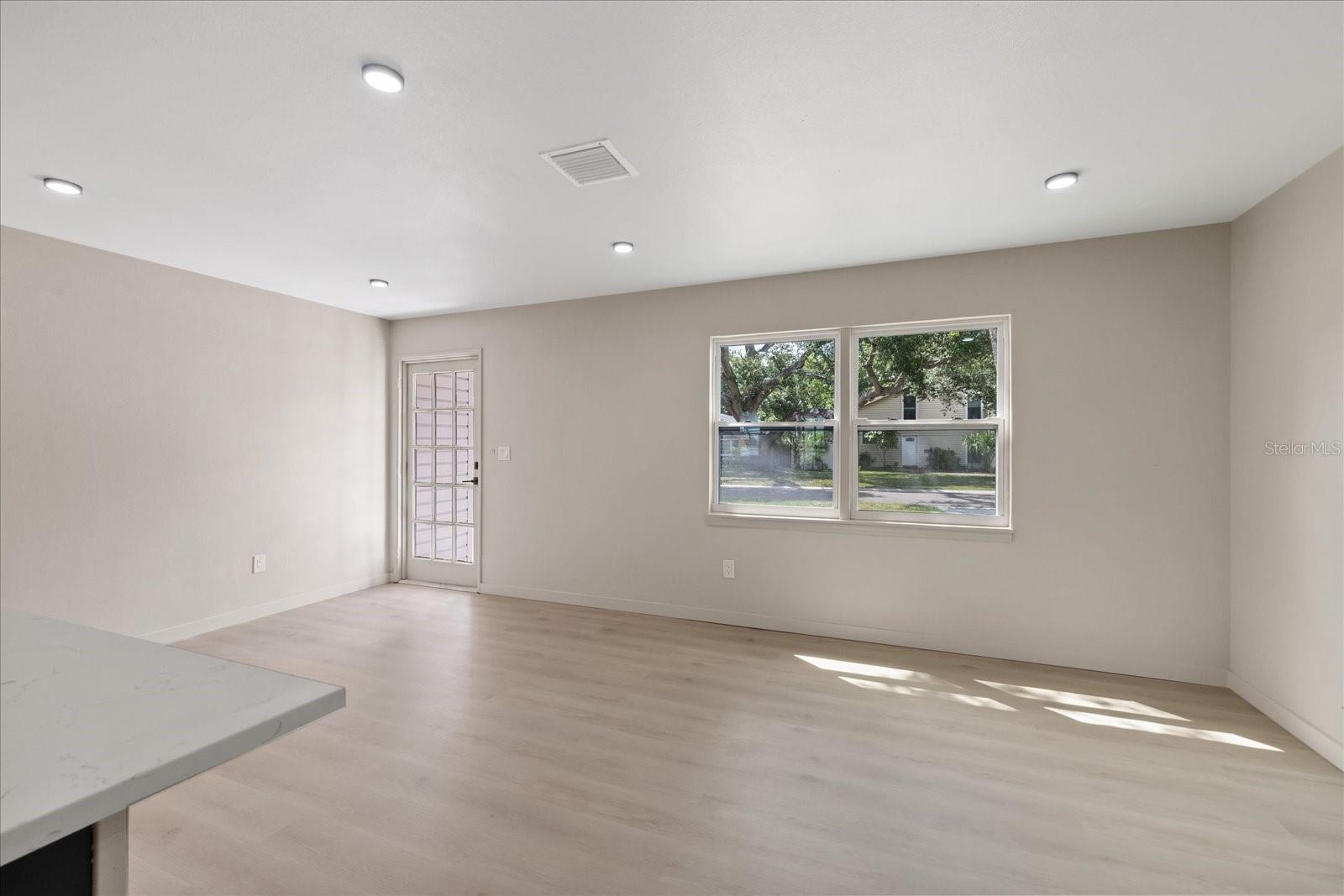 RIO VISTA - Residential