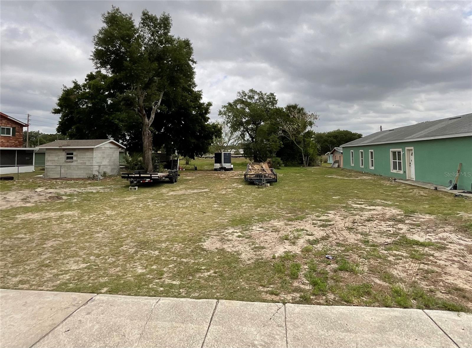 LAKE WALES LAND CO RESUB - Land