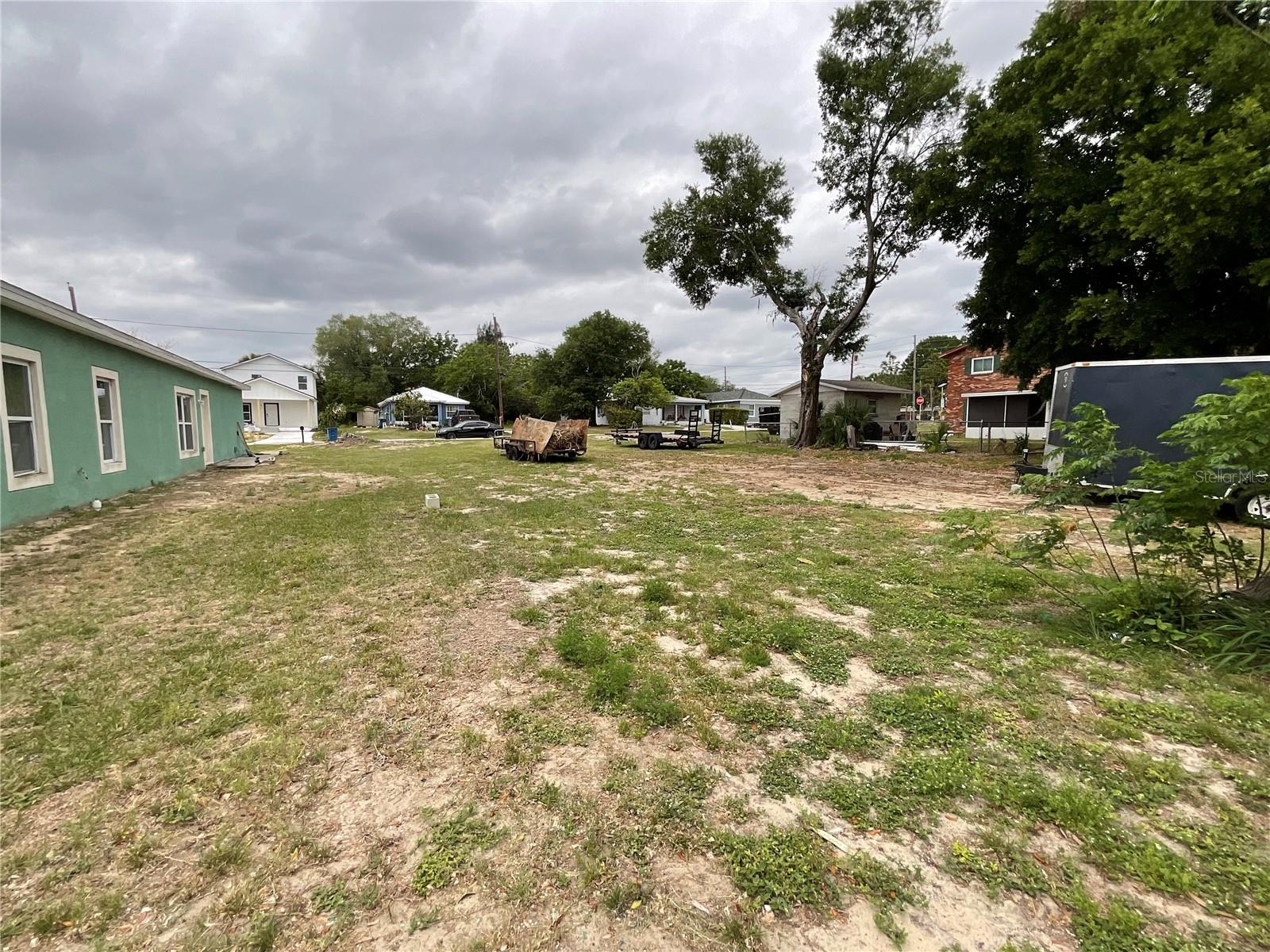 LAKE WALES LAND CO RESUB - Land