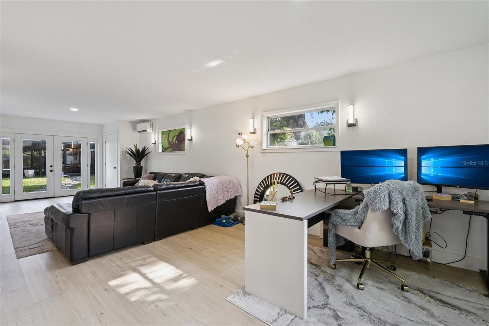 ANDERSON HEIGHTS - Residential