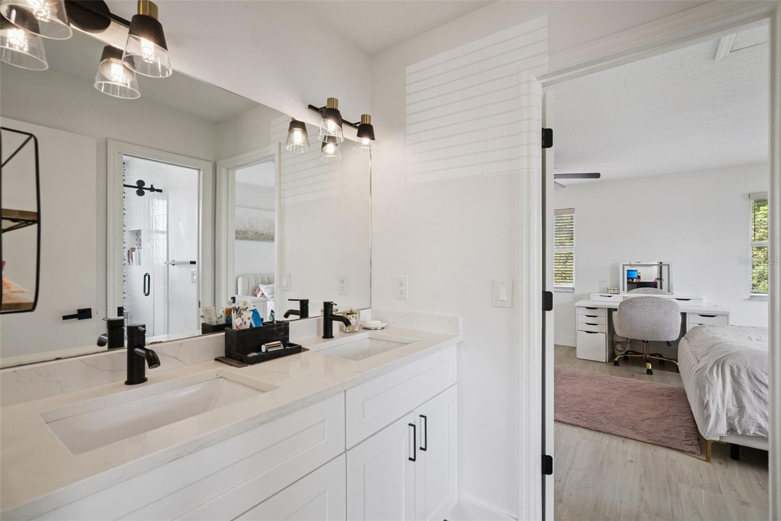 ANDERSON HEIGHTS - Residential