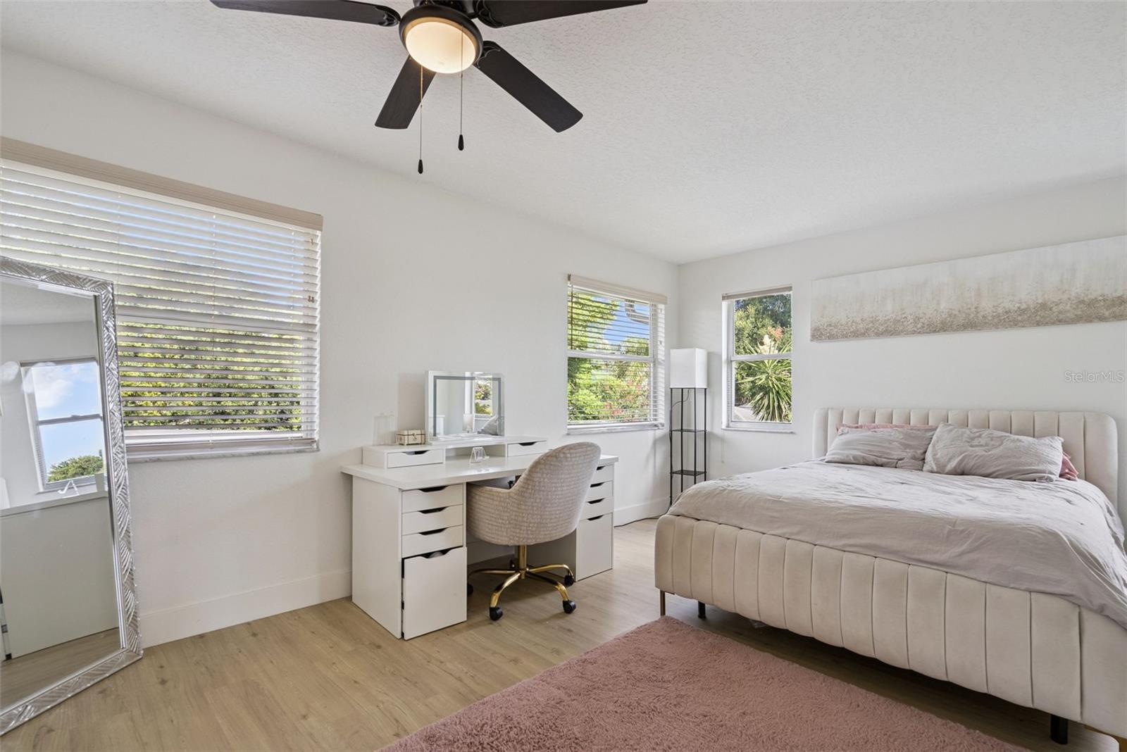 ANDERSON HEIGHTS - Residential