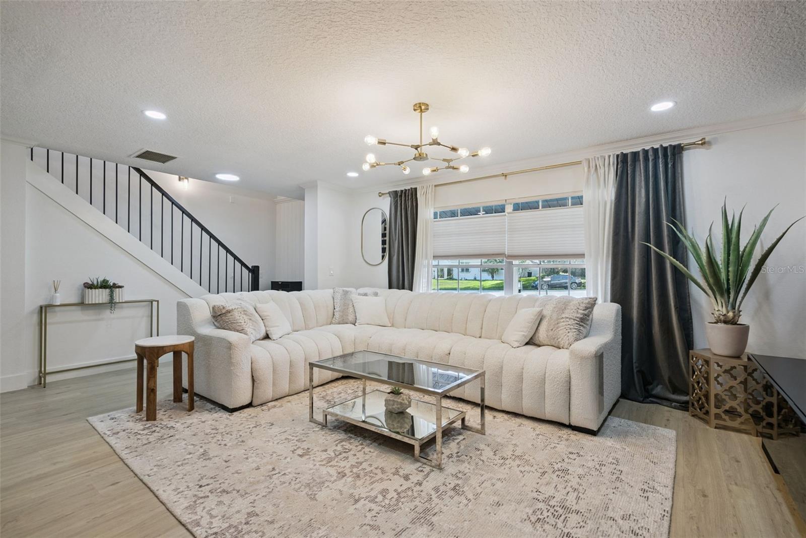 ANDERSON HEIGHTS - Residential