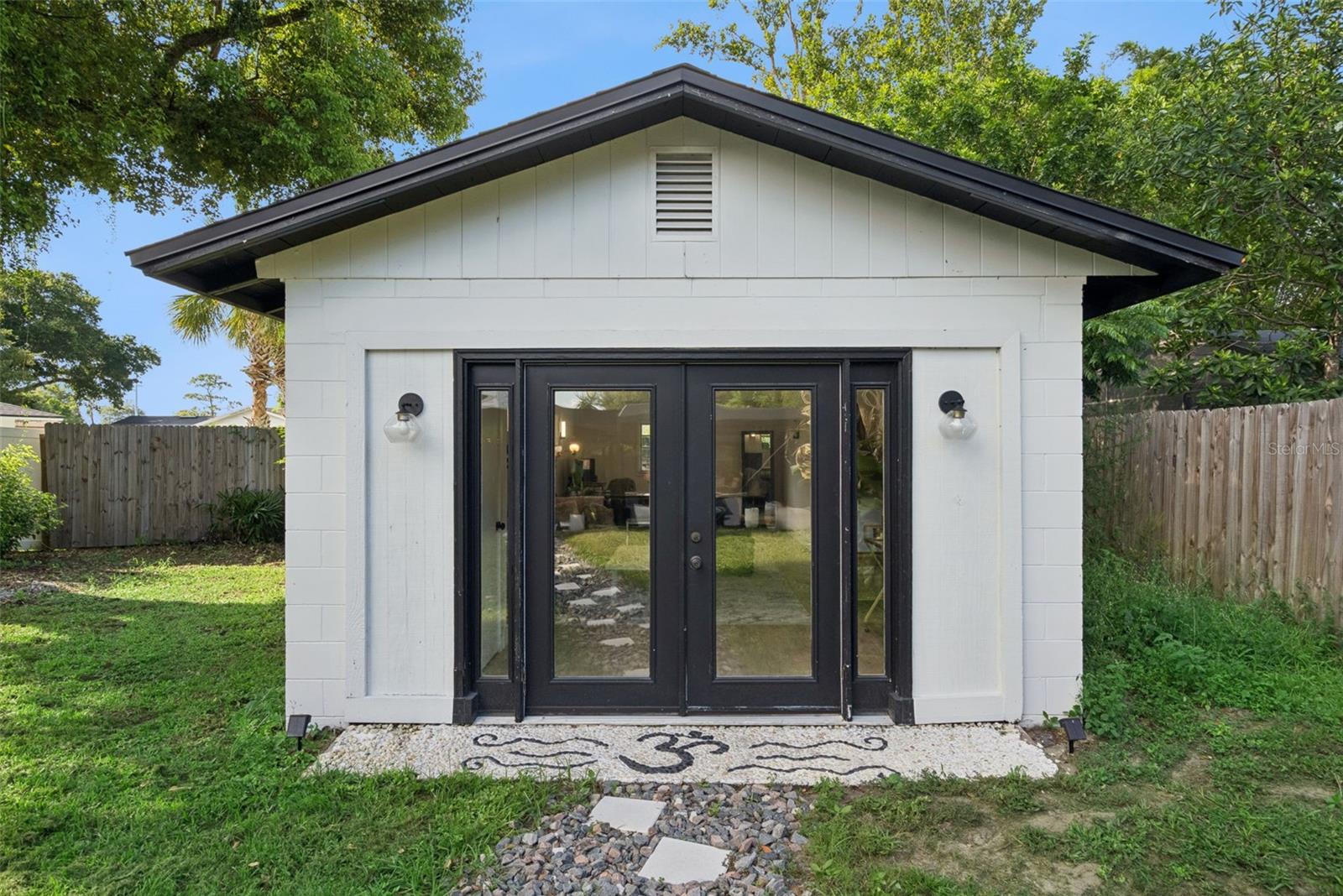 ANDERSON HEIGHTS - Residential