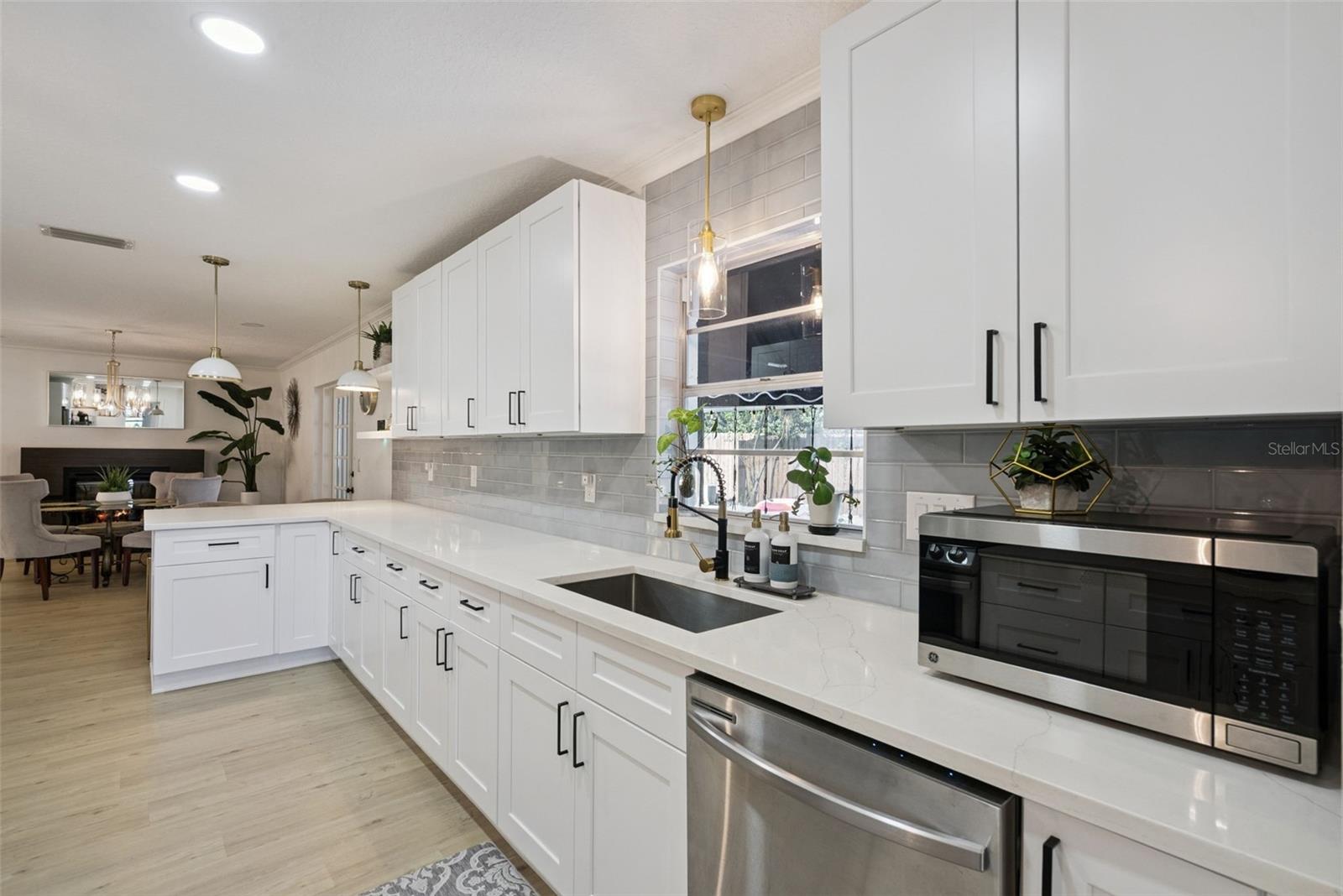 ANDERSON HEIGHTS - Residential
