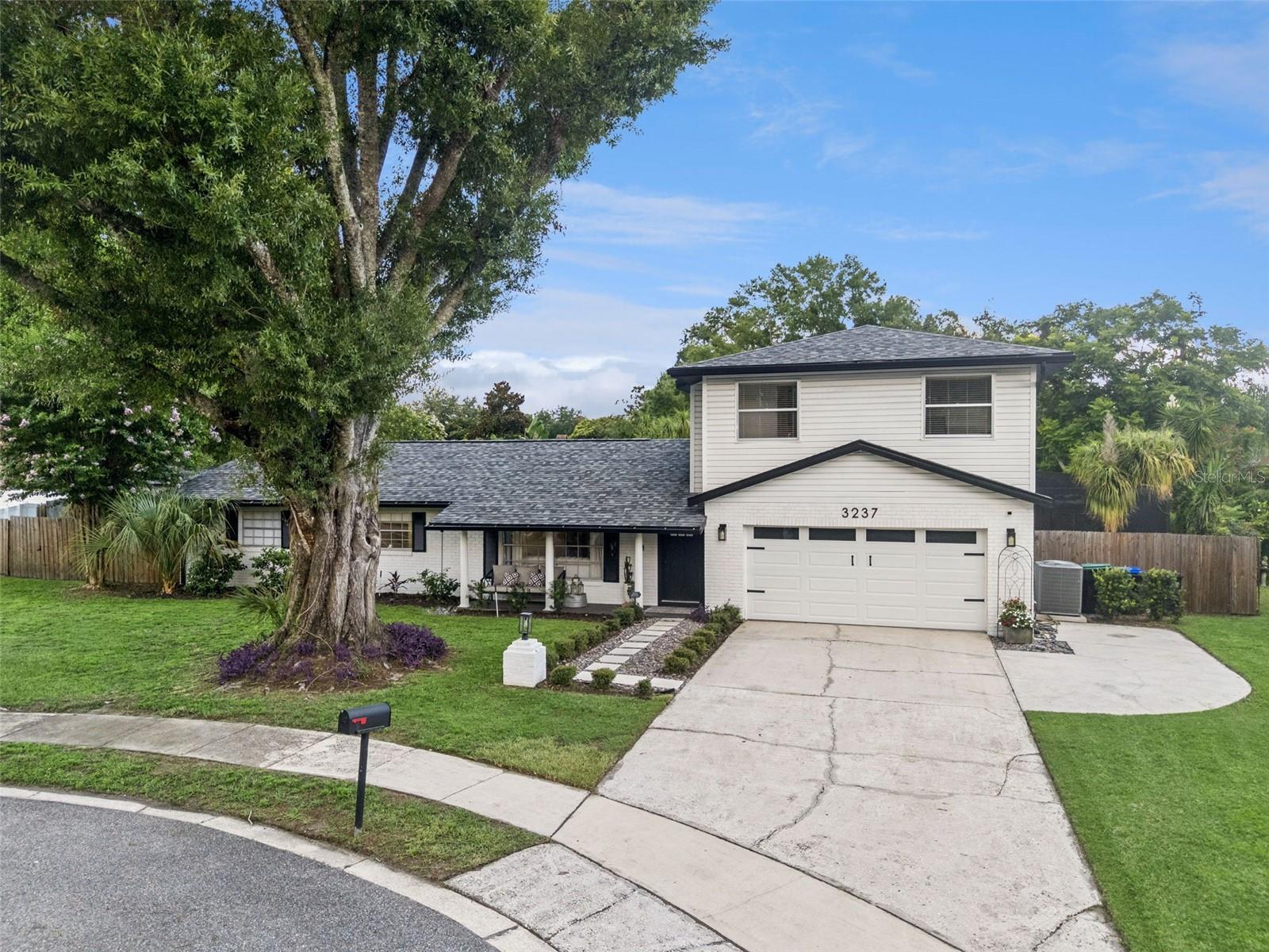 ANDERSON HEIGHTS - Residential