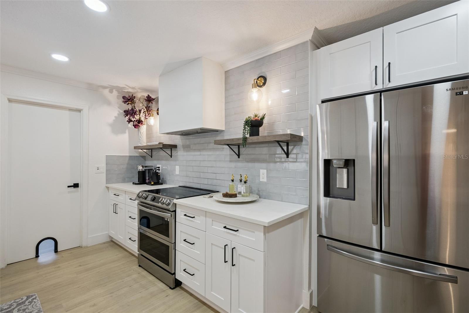 ANDERSON HEIGHTS - Residential