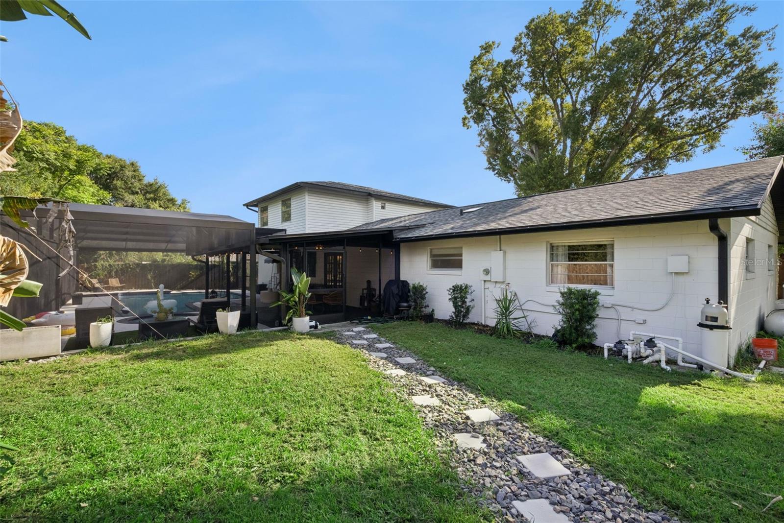ANDERSON HEIGHTS - Residential