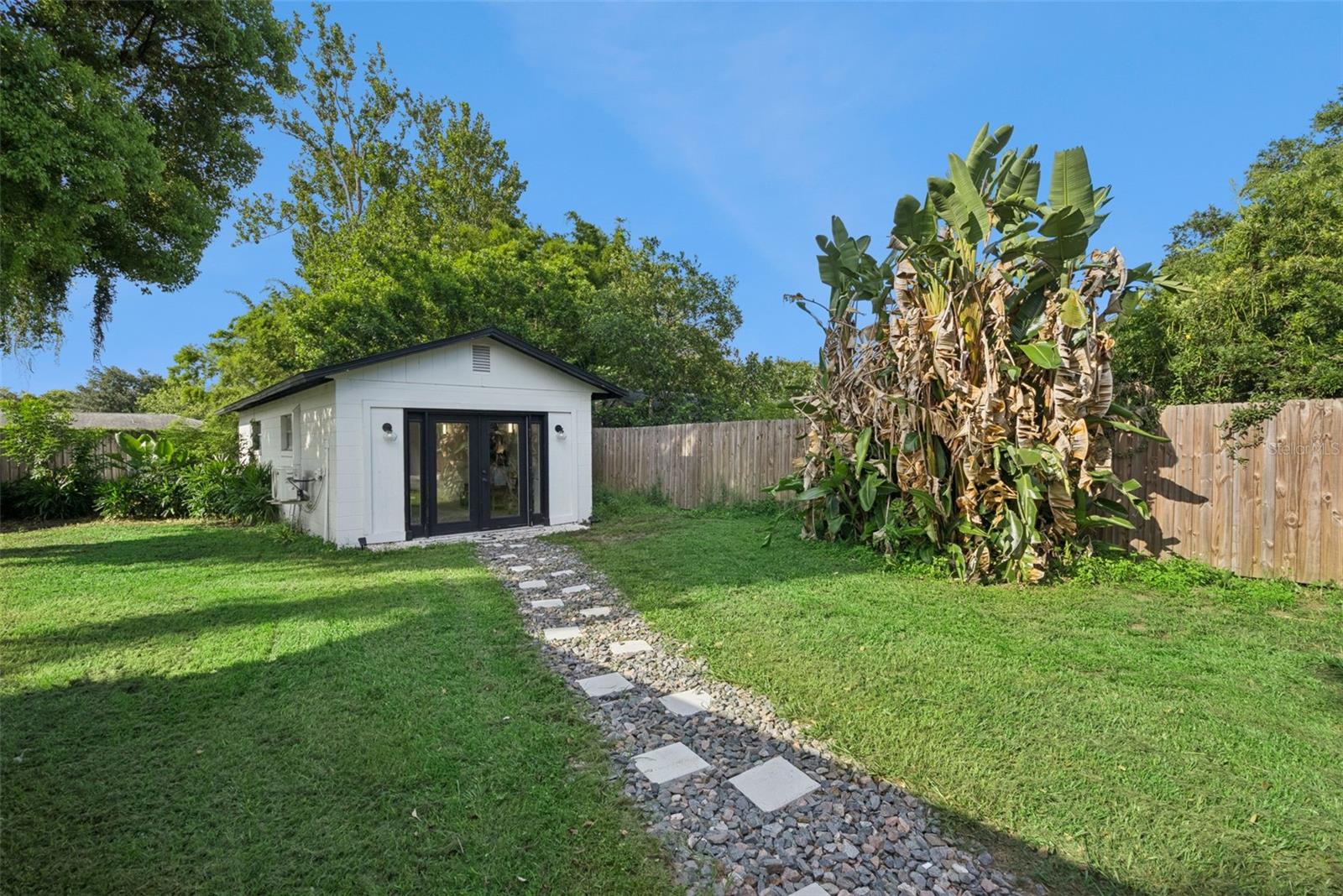 ANDERSON HEIGHTS - Residential