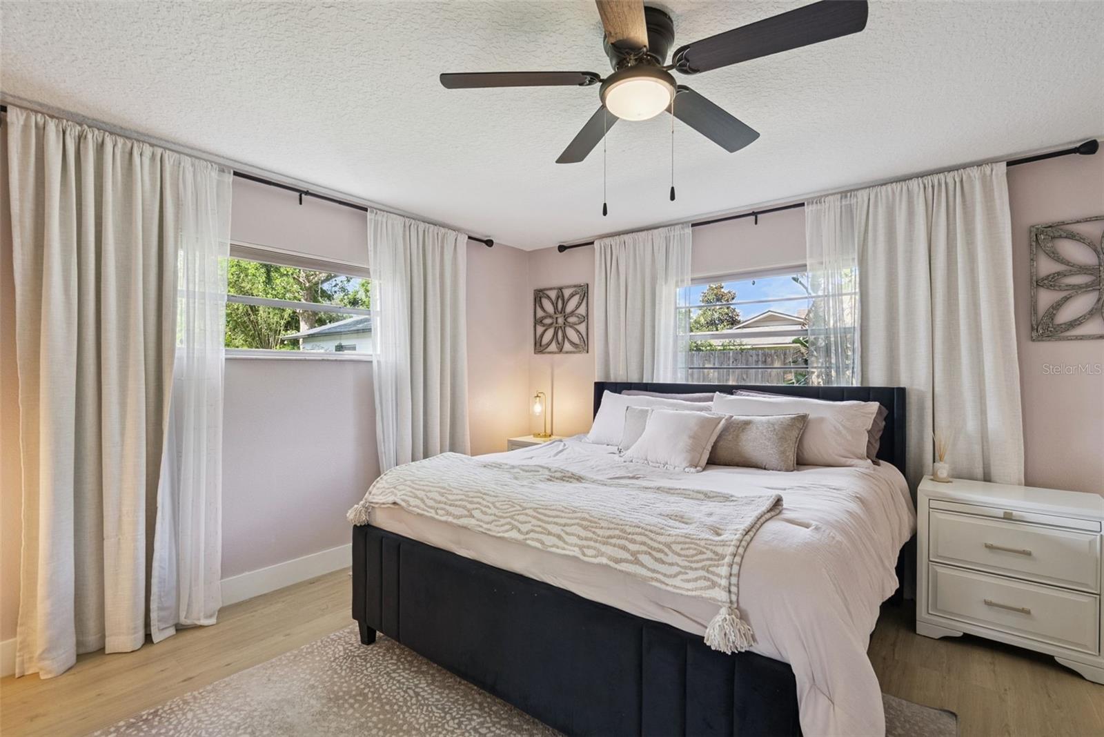 ANDERSON HEIGHTS - Residential