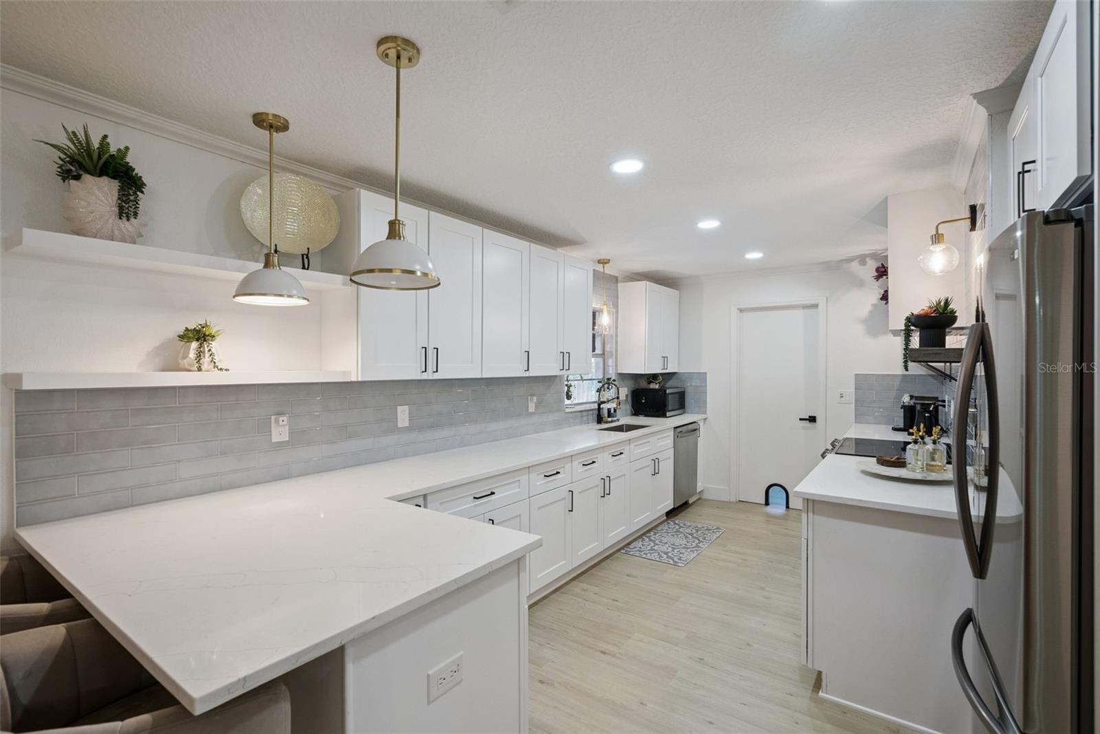 ANDERSON HEIGHTS - Residential