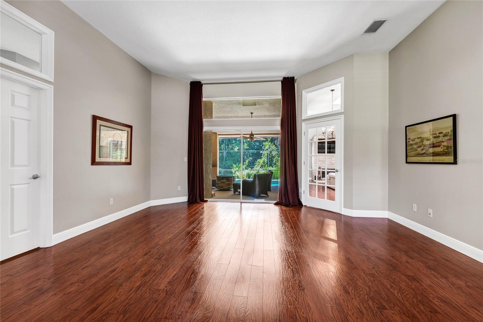 MAC KINLEYS MILL - Residential