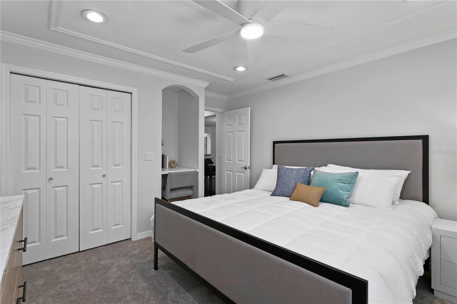 HENDERSON BEACH - Residential Lease