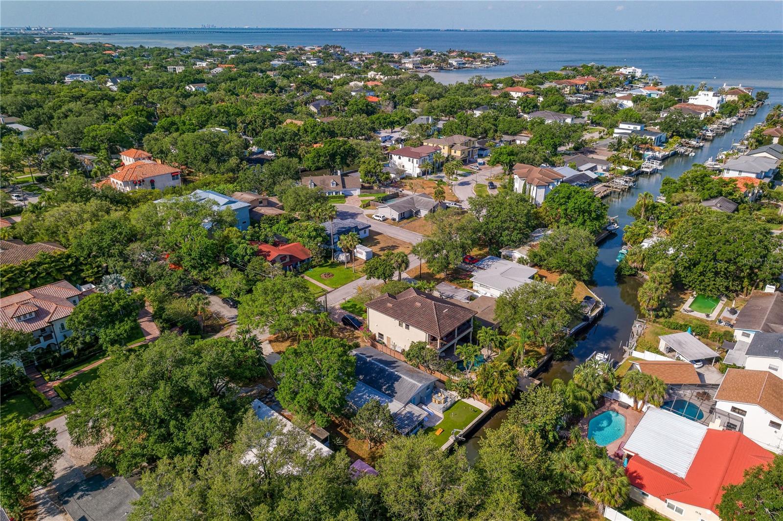 HENDERSON BEACH - Residential Lease