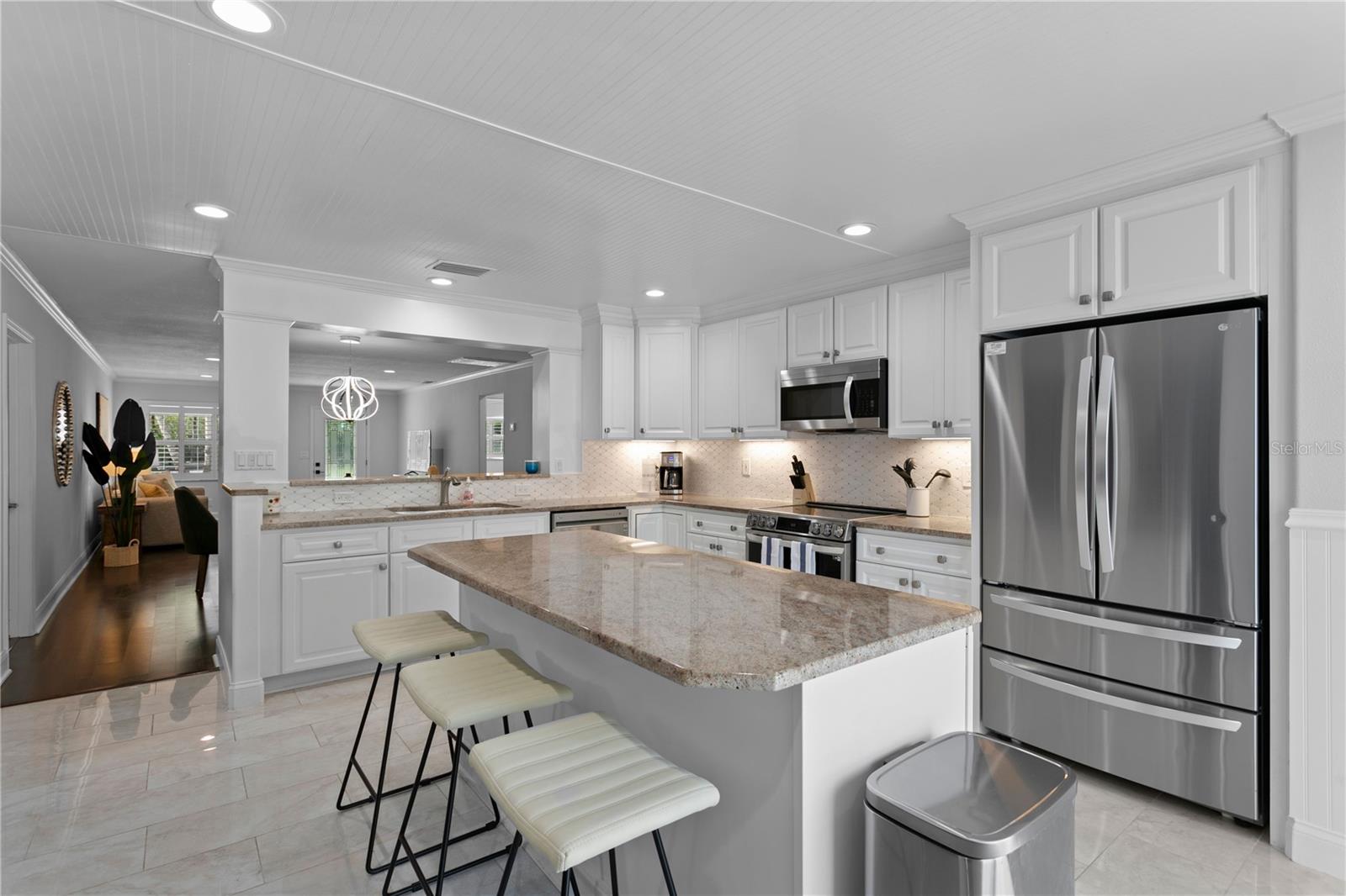 HENDERSON BEACH - Residential Lease