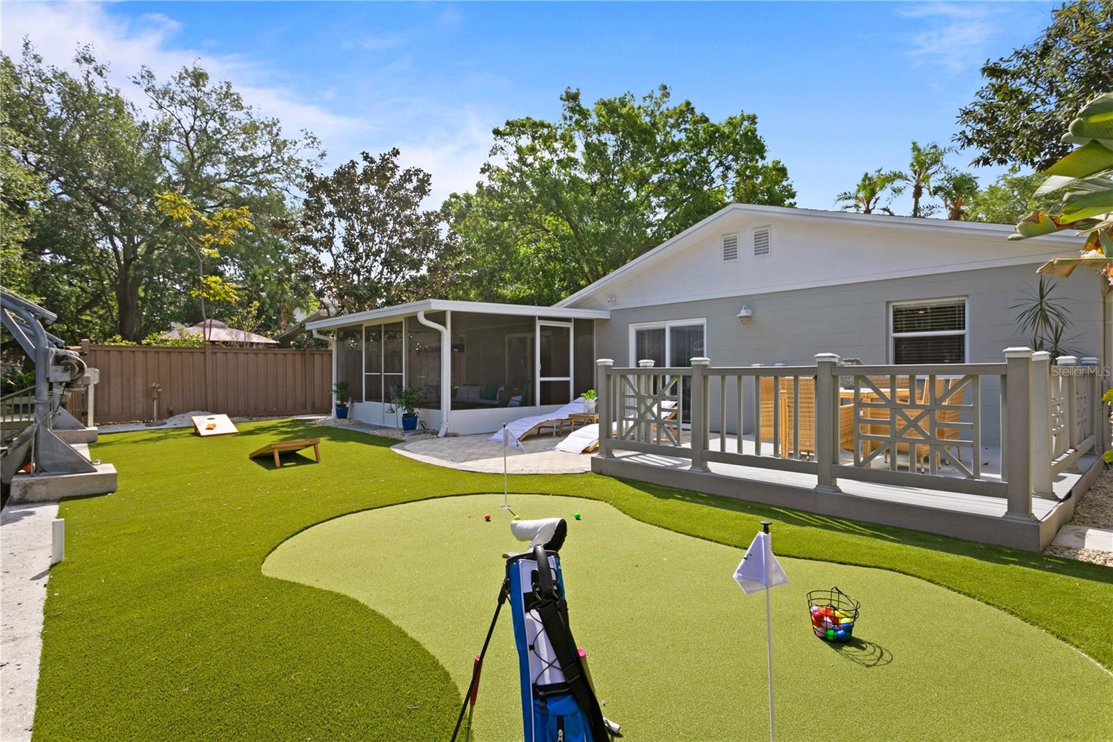 HENDERSON BEACH - Residential Lease