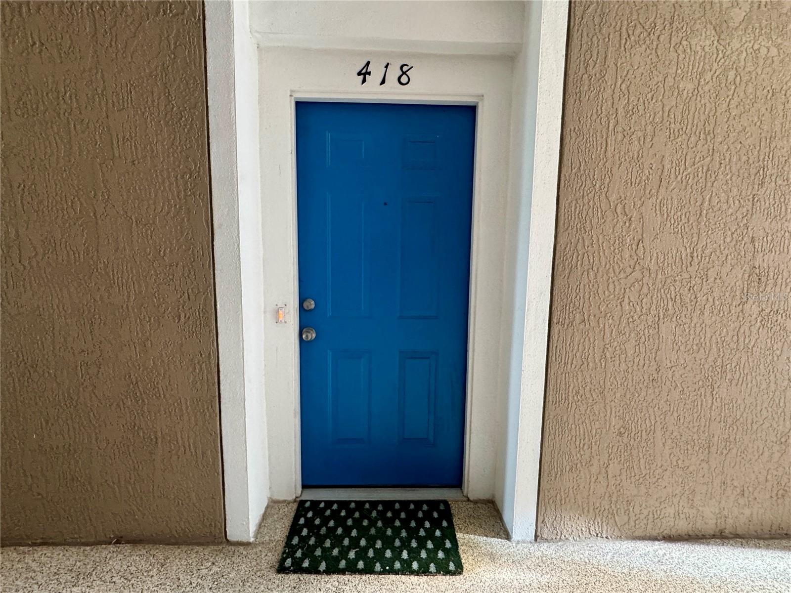 CRESTVIEW CONDO PH 01 - Residential
