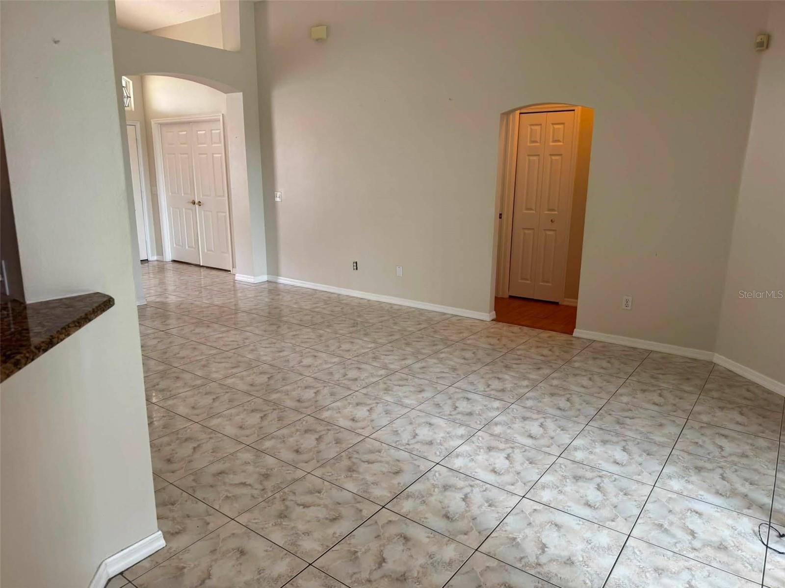 SOUTHCHASE PH 01A PRCL 02 - Residential Lease