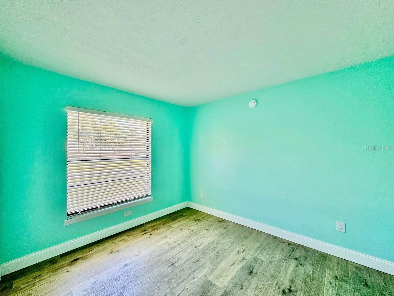 LAKEVIEW VILLAGE SEC A UNI - Residential Lease