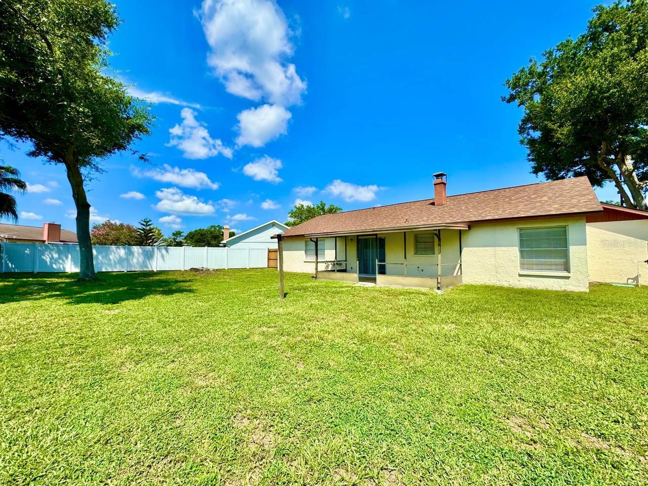 LAKEVIEW VILLAGE SEC A UNI - Residential Lease