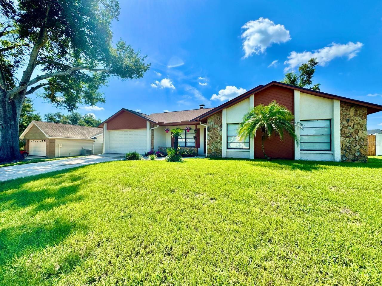 LAKEVIEW VILLAGE SEC A UNI - Residential Lease