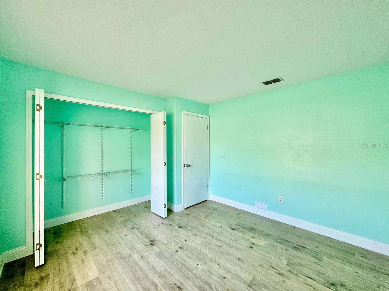 LAKEVIEW VILLAGE SEC A UNI - Residential Lease