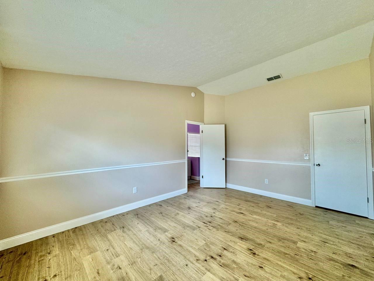 LAKEVIEW VILLAGE SEC A UNI - Residential Lease