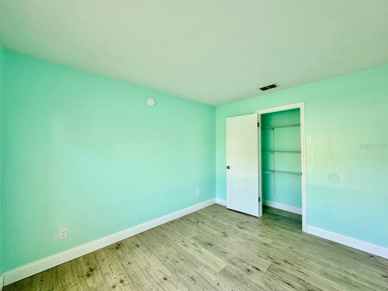 LAKEVIEW VILLAGE SEC A UNI - Residential Lease
